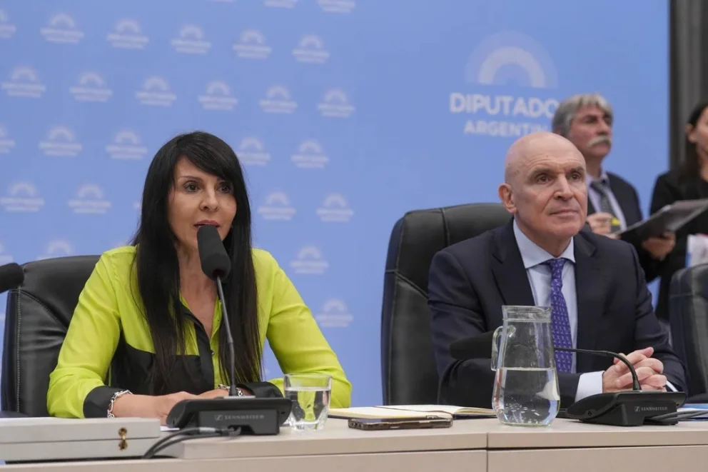Lorena Villaverde y José Luis Espert 