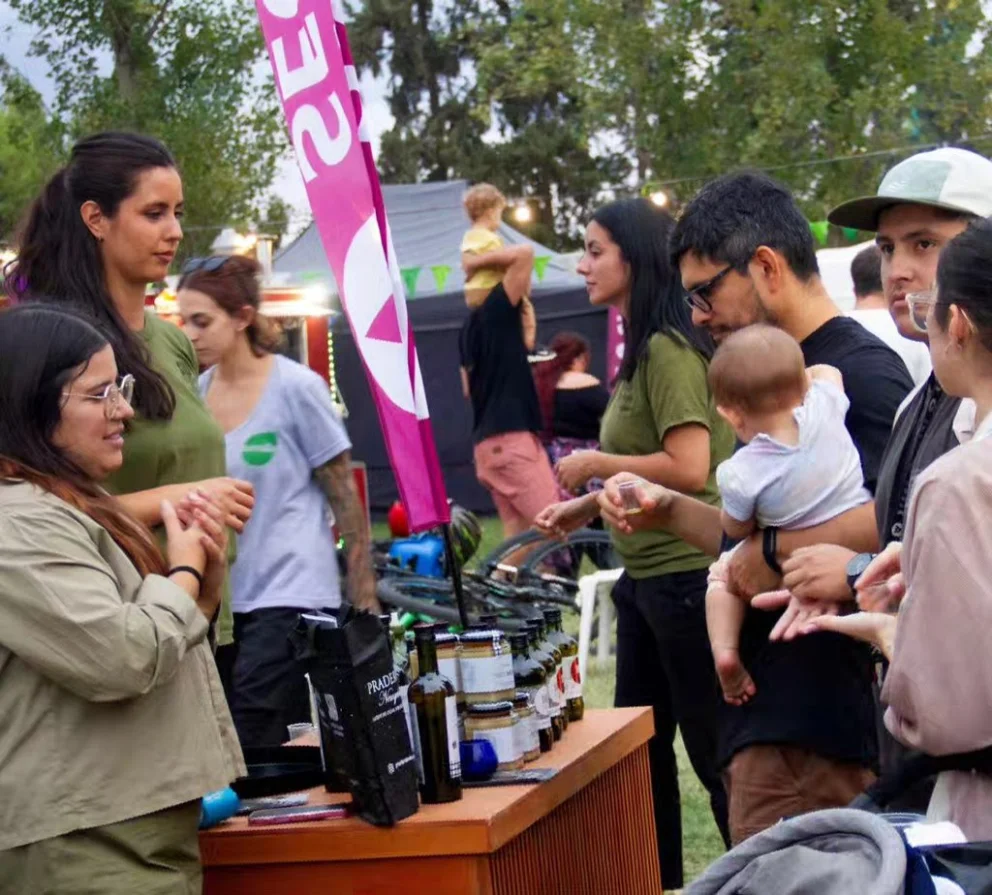 Cipolletti se prepara para una Feria Semilla Mundialista con ...