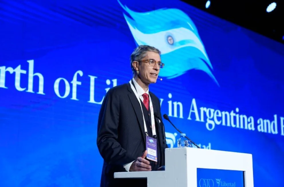 Agustín Etchebarne 